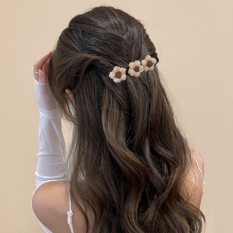 Kẹp Tóc Hình Hoa Bằng Len Dễ Thương Thời Trang Hàn Quốc Chất Lượng Cao Cho Nữ