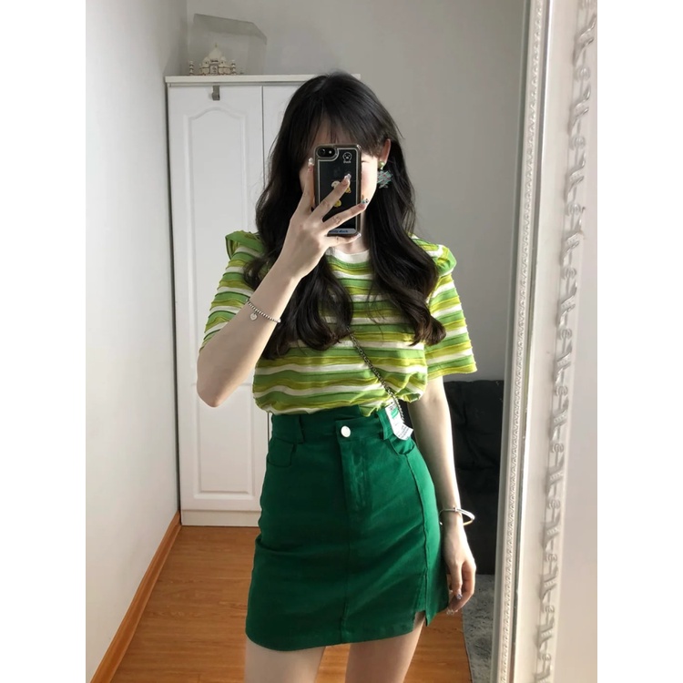 Set Áo Thun Ngắn Tay Sọc Xanh Lá Và Chân Váy Lưng Cao Thời Trang Hàn Quốc Mới Cho Nữ
