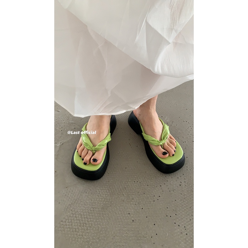 Dép Xỏ Ngón Đế Dày Thời Trang Xuân Hè 2023 Phong Cách Mới