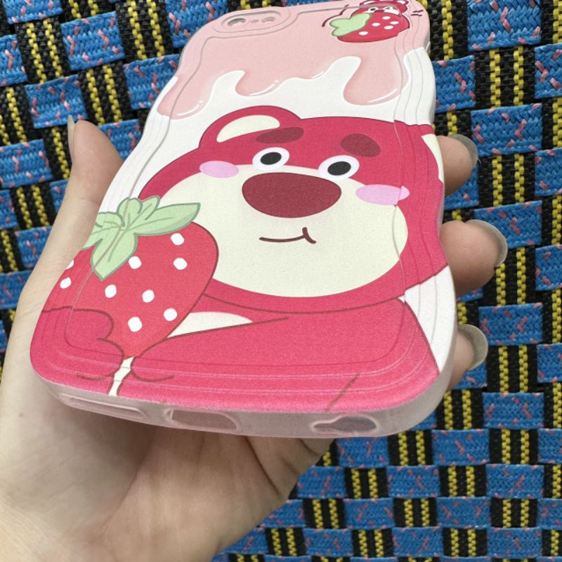 Case ốp lưng iPhone 6 plus / 6S plus dẻo gấu dâu lotso siêu dễ thương viền lượn sóng bảo vệ camera