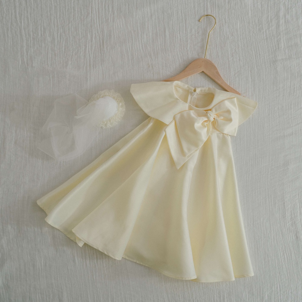 Váy xinh cho bé gái Sora.bébé Ivy Cream Dress chất liệu tafta cao cấp phối nơ bản to
