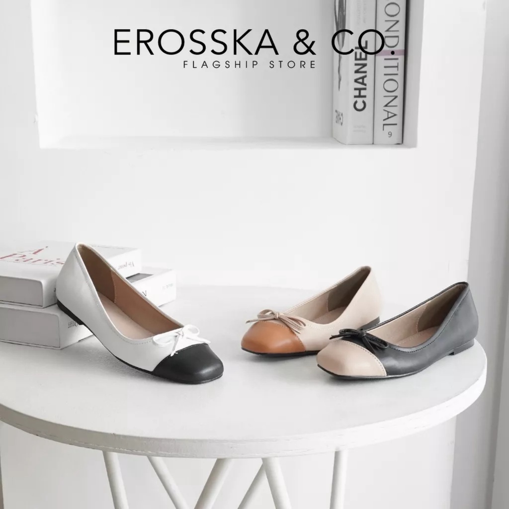 Erosska - Giày búp bê nữ đế bệt mũi tròn đính nơ xinh xắn màu kem phối bò _ EF014