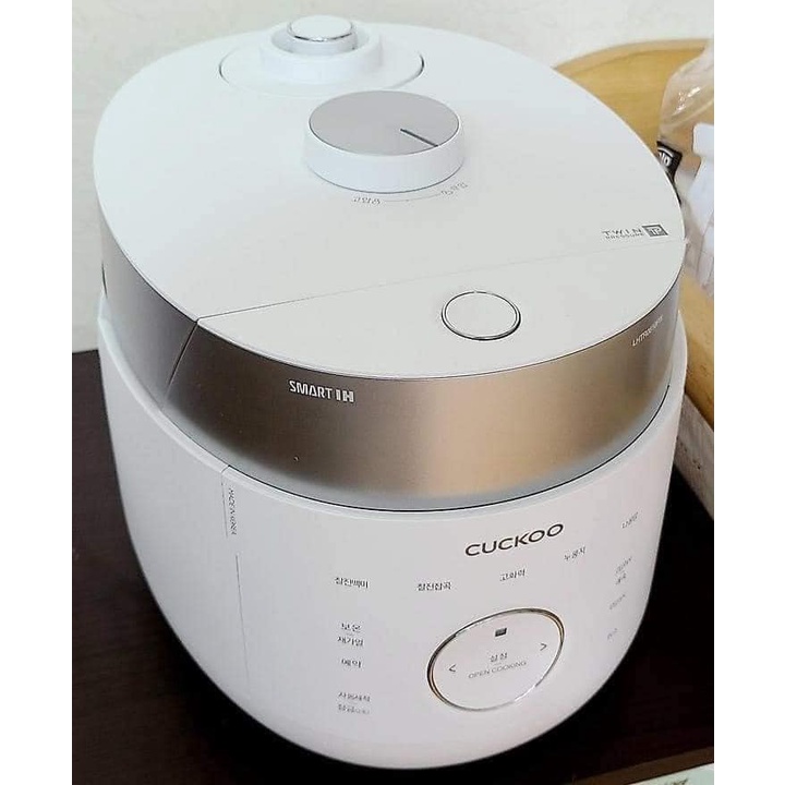 NỒI CƠM CAO TẦN TÁCH ĐƯỜNG CUCKOO LHLR1010FW 1,8L ,BẢO HÀNH 24 THÁNG