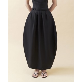 Chân váy dáng bí đen pumpkin skirt | chen inspired