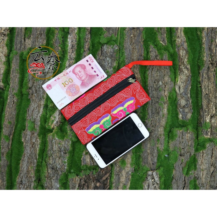 Ví Cầm Tay Họa Tiết Sọc Thời Trang 2023 2N031