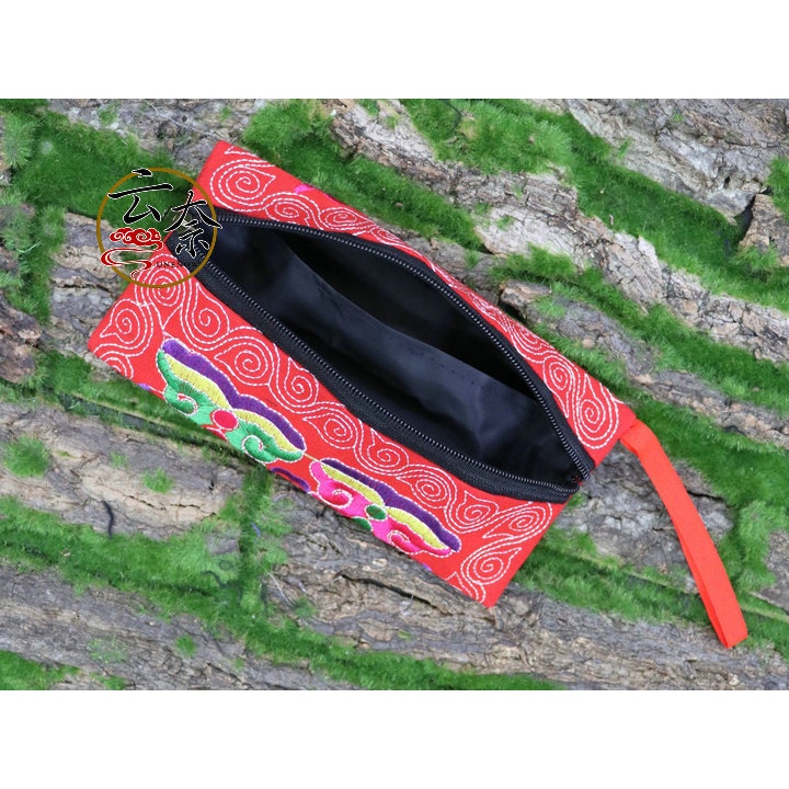 Ví Cầm Tay Họa Tiết Sọc Thời Trang 2023 2N031