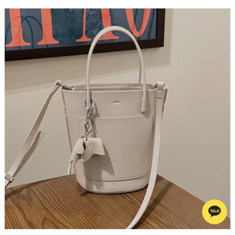 Túi xách Hàn Quốc. Túi đeo vai, túi xách tay màu be 한국 가방