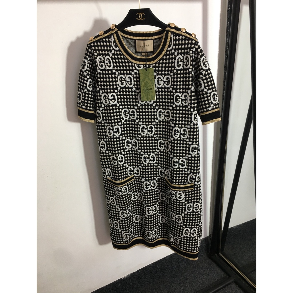 Đầm len ngắn tay dệt kim kẻ sọc Gucci GC GG sành điệu