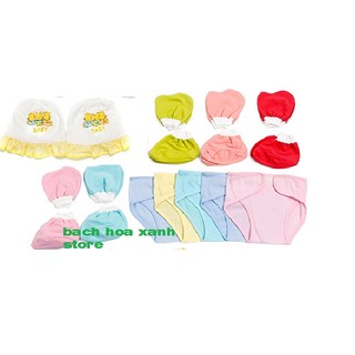 [HCM] Combo 17 Món Cho Bé Sơ Sinh ( 5 cặp bao tay + 5 cặp bao chân + 5 tã dán đóng bỉm + 2 nón)