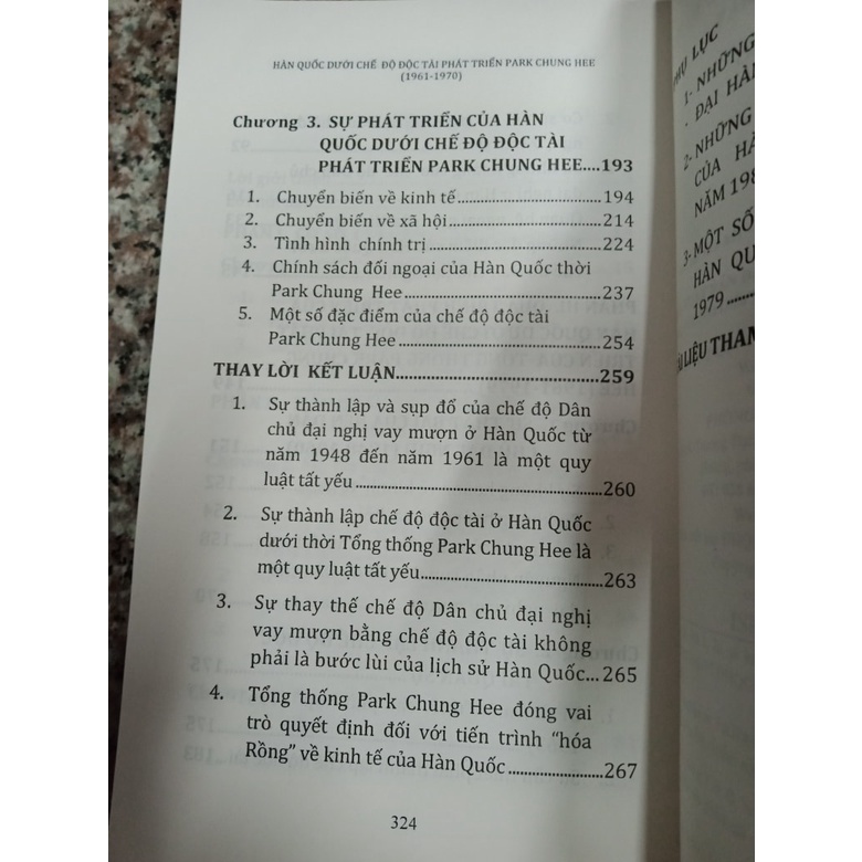 Sách Hàn Quốc Dưới Chế Độ Độc Tài Phát Triển Park Chung Hee (1961 – 1979)(Tái Bản 2020)