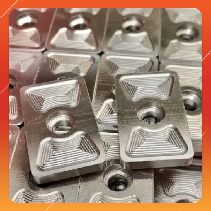 Bộ 2 Nắp chụp Bát Tăng Sên + 2 ốc, xe Ex150 Raider Satria( Chất Lượng)