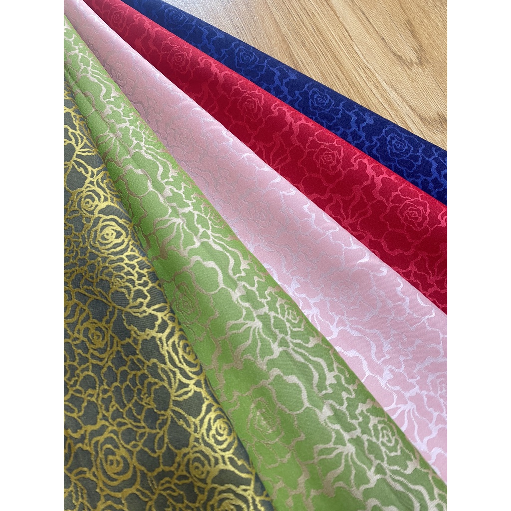 Vải lụa may áo dài