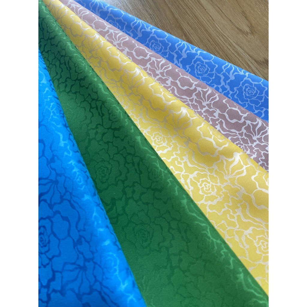 Vải lụa may áo dài