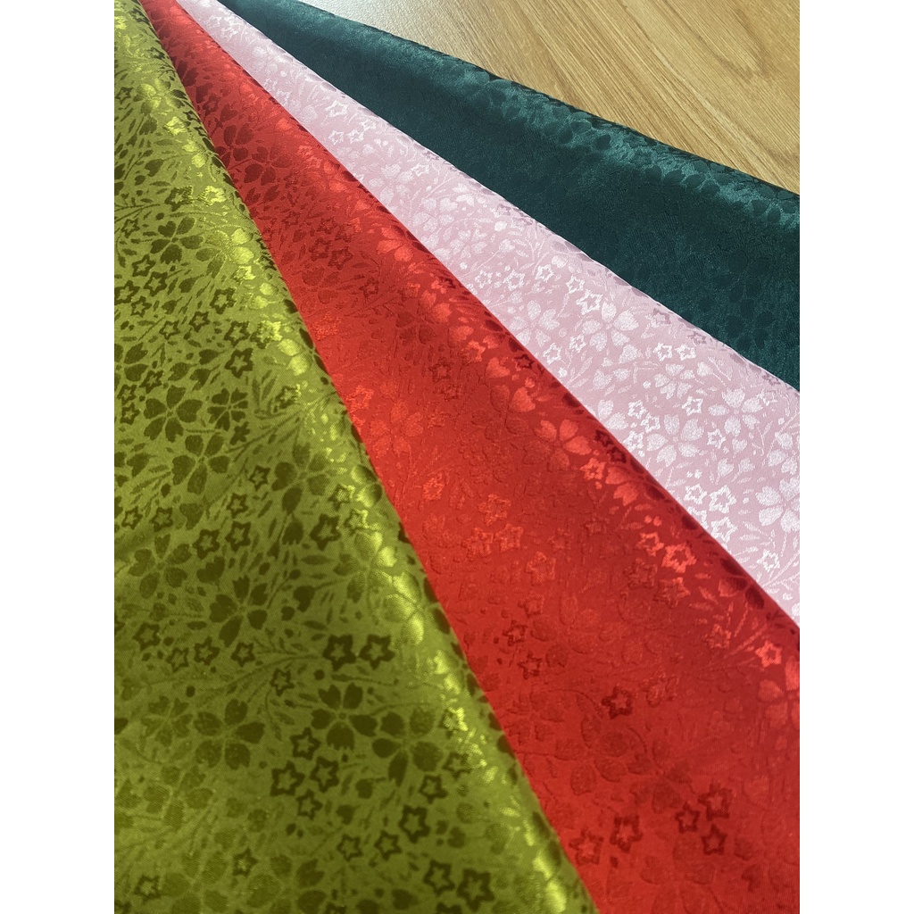 Vải lụa may áo dài