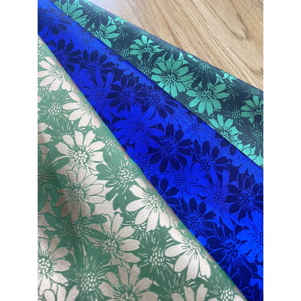 Vải lụa may áo dài