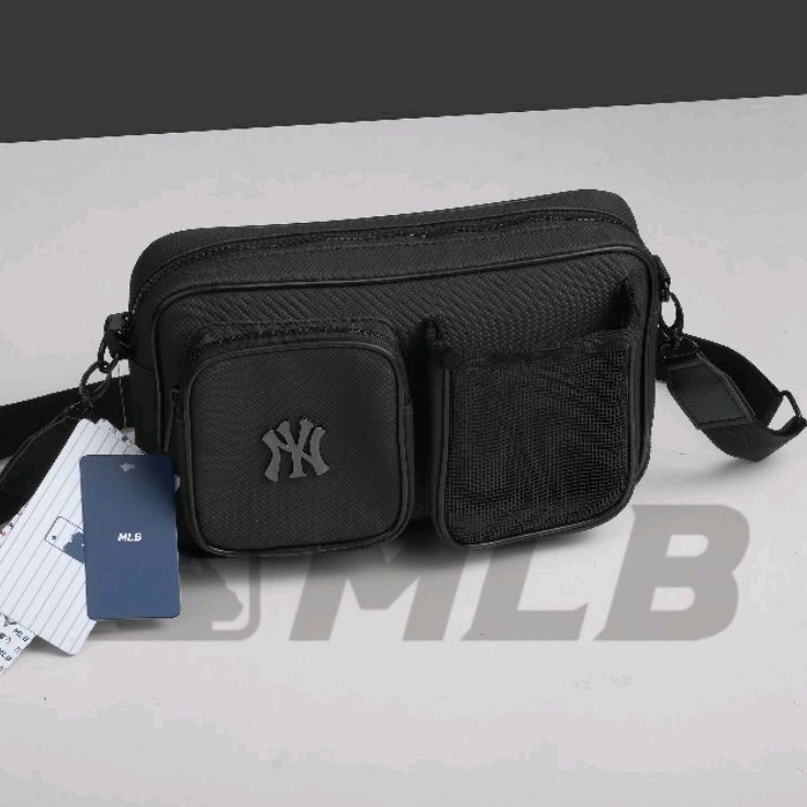Túi đeo chéo MLB Signature Korea cao cấp, có kèm túi nhỏ treo ngoài cực cá tính, 2 ngăn, chống thấm nhẹ