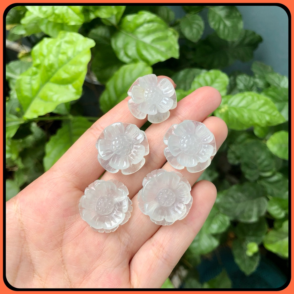 Mặt dây chuyền Hoa Mai 5 cánh 2 tầng đá Thạch Anh Trắng thiên nhiên thiết kế Tặng kèm móc bạc MD100 - Hợp mệnh Kim, Thuỷ