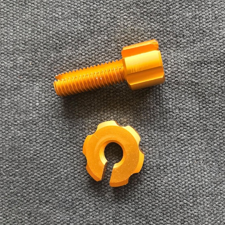 Ốc tăng chỉnh dây côn gắn xe máy