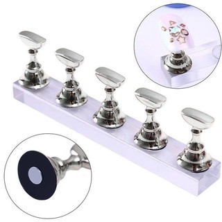Đế gắn móng giả đế móng mẫu con cờ có nam châm (màu ngẫu nhiên)