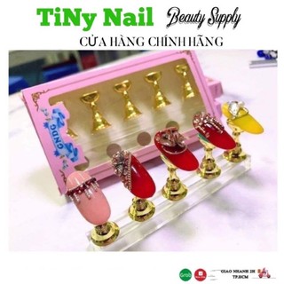 Đế gắn móng giả đế móng mẫu con cờ có nam châm