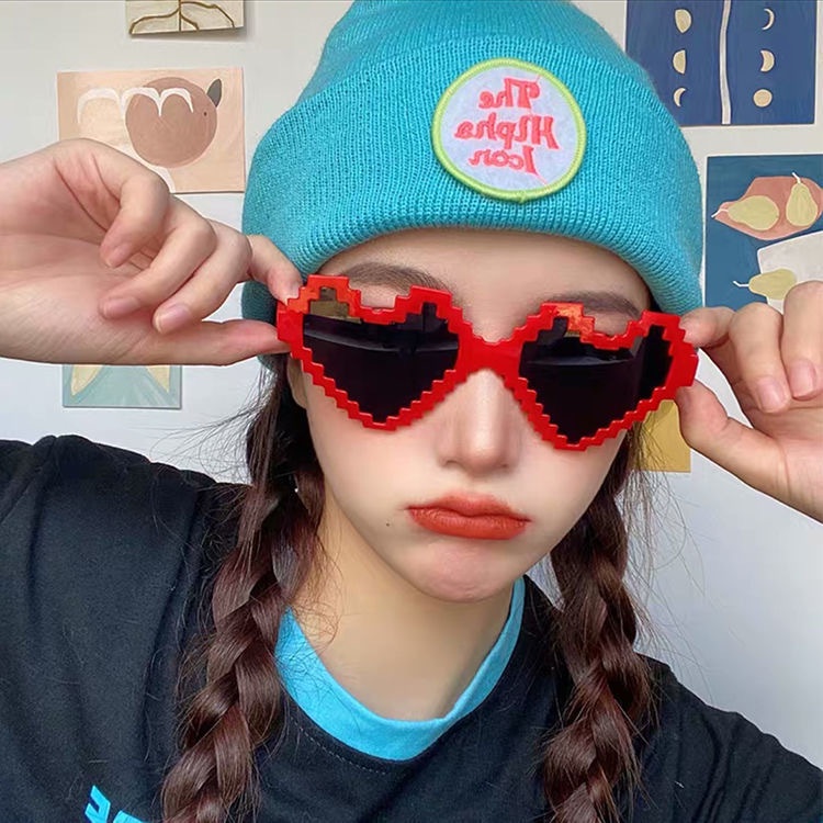 Kính Mát Hình Trái Tim Vui Nhộn Cho Cặp Đôi