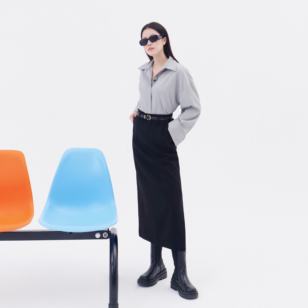 Váy midi lưng cao xẻ hông THEKAT.SHOP thiết kế trẻ trung pen trước ôm eo, xẻ cao 35cm thoải mái di chuyển, không nhăn