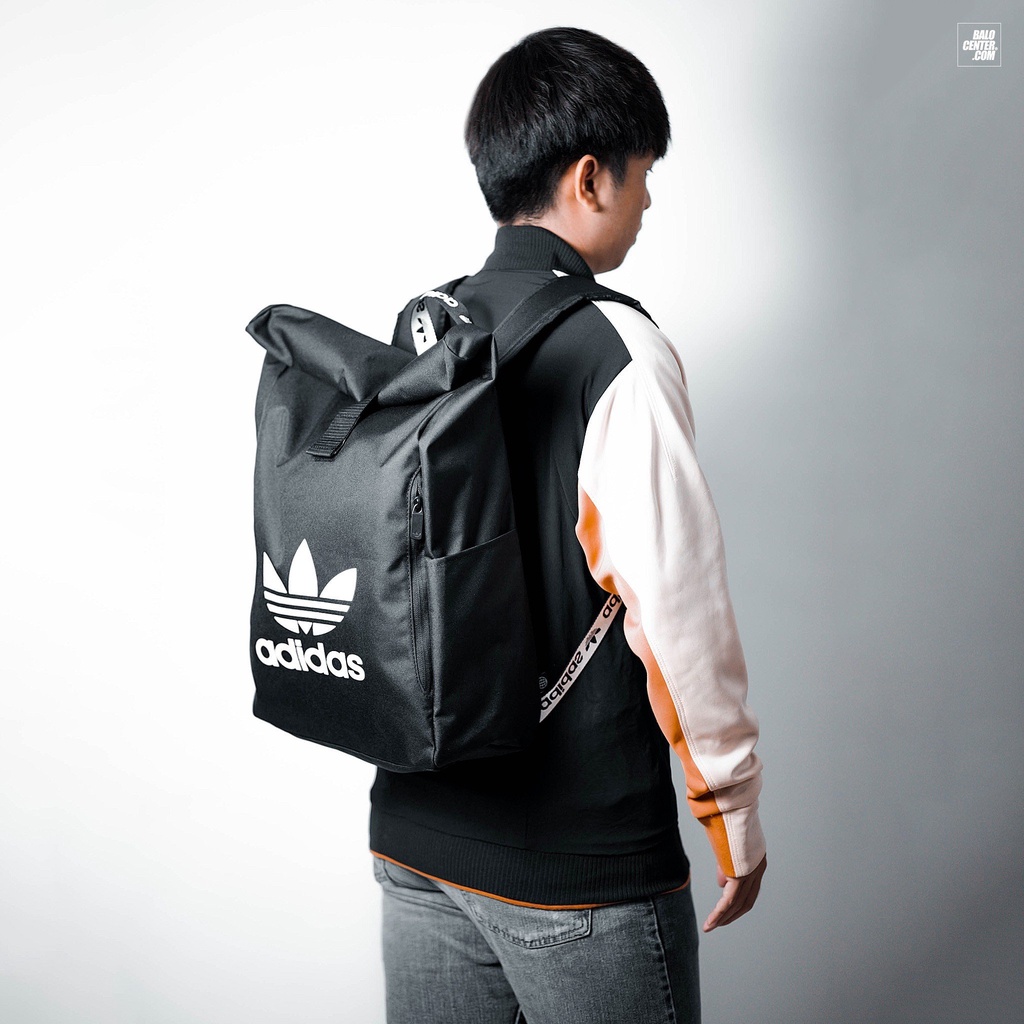 Balo Laptop / Balo Du Lịch Nắp Cuộn Thể Thao Adidas, Ngăn Laptop 15.6inch, Chống Thấm Nước Adicolor Classic Roll HK2629