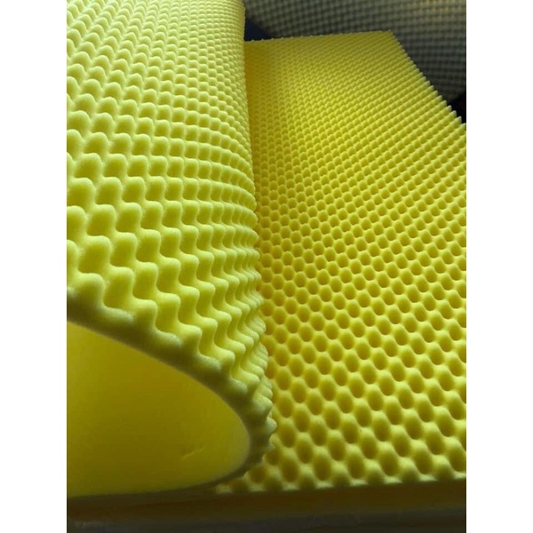 Mút trứng tiêu âm