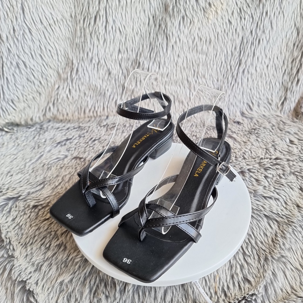 LẺ SIZE 35 Giày Sandal Quai Hậu Nữ 3 Phân Siêu Xinh - MS 076a