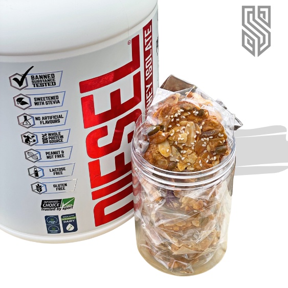 Bánh whey protein - Granola siêu hạt giảm cân mix whey isolate -  LÀNG HOA WORKOUT