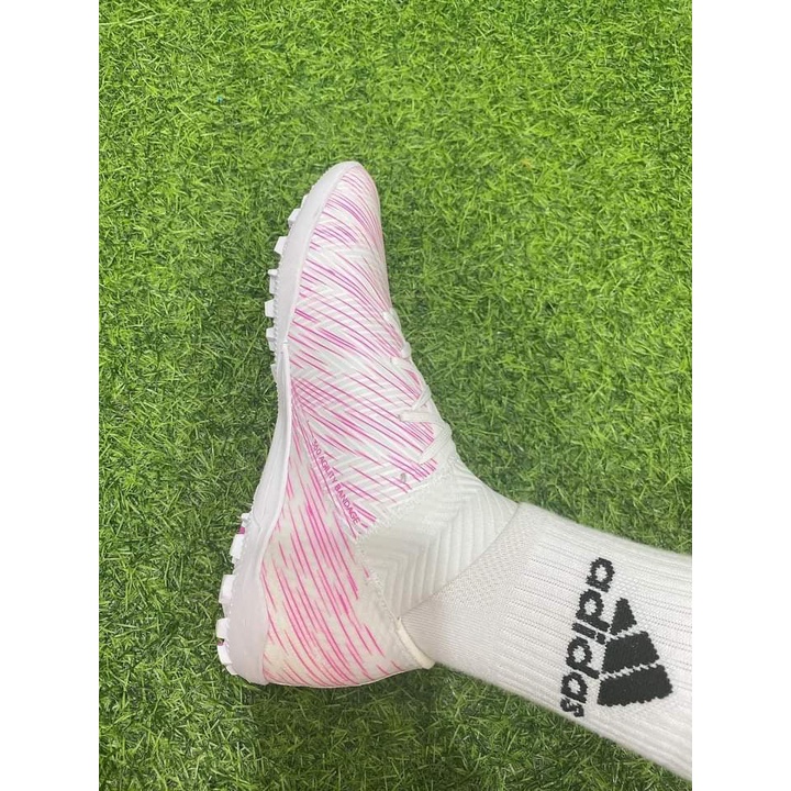 Giày đá bóng sân cỏ nhân tạo Adidas Nemeziz 18.3 TF