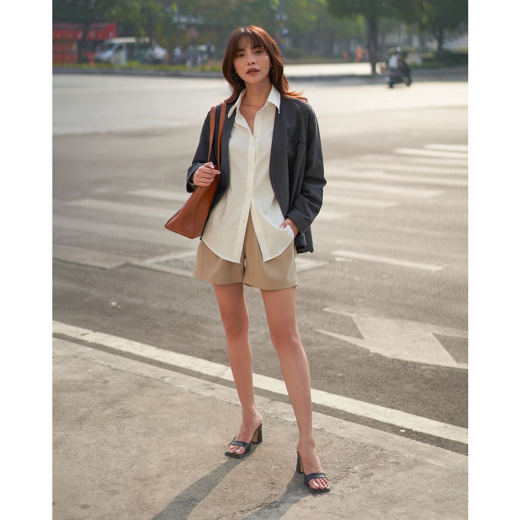 Áo Blazer linen cách điệu KHÂU BY CQ Notre Dame