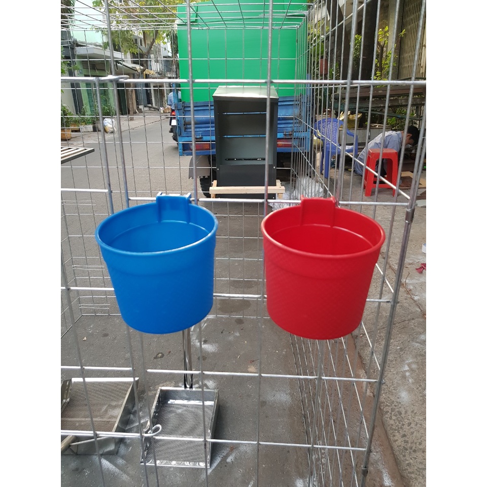 Quặng nhựa 1 lít đựng thức ăn, nước uống chiến kê