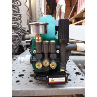 Máy rửa xe điều áp TANK TAK-IM3