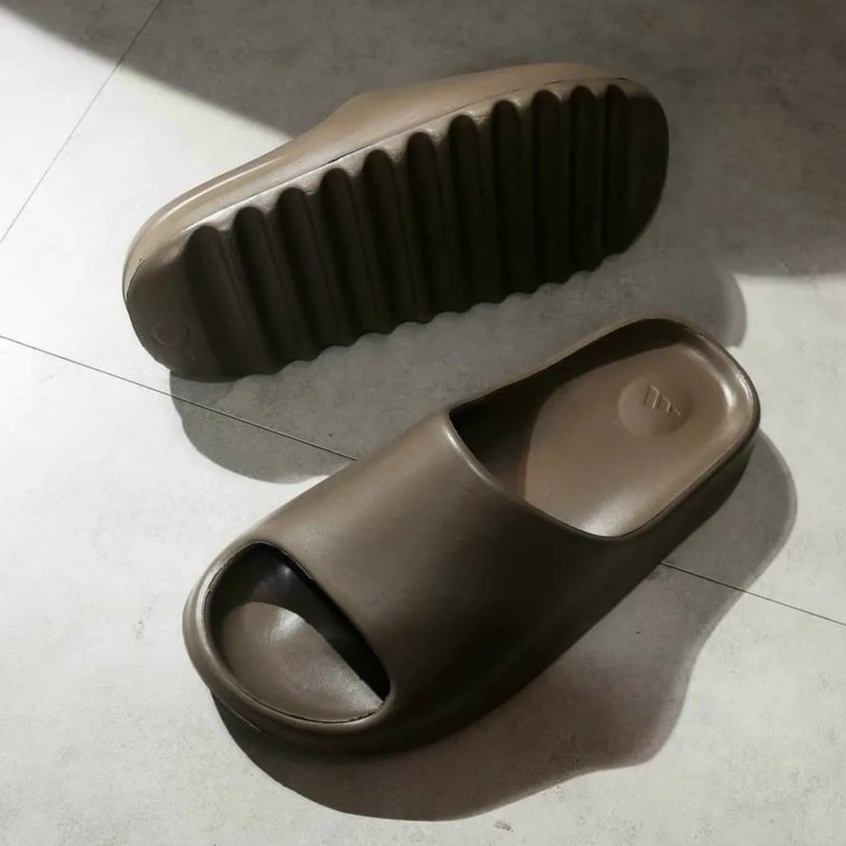 Dép quai ngang - dép bánh mì  EZI Dép nhẹ, màu ra nắng rất đẹp, dùng được cho cả nam và nữ, đi chơi đi biển