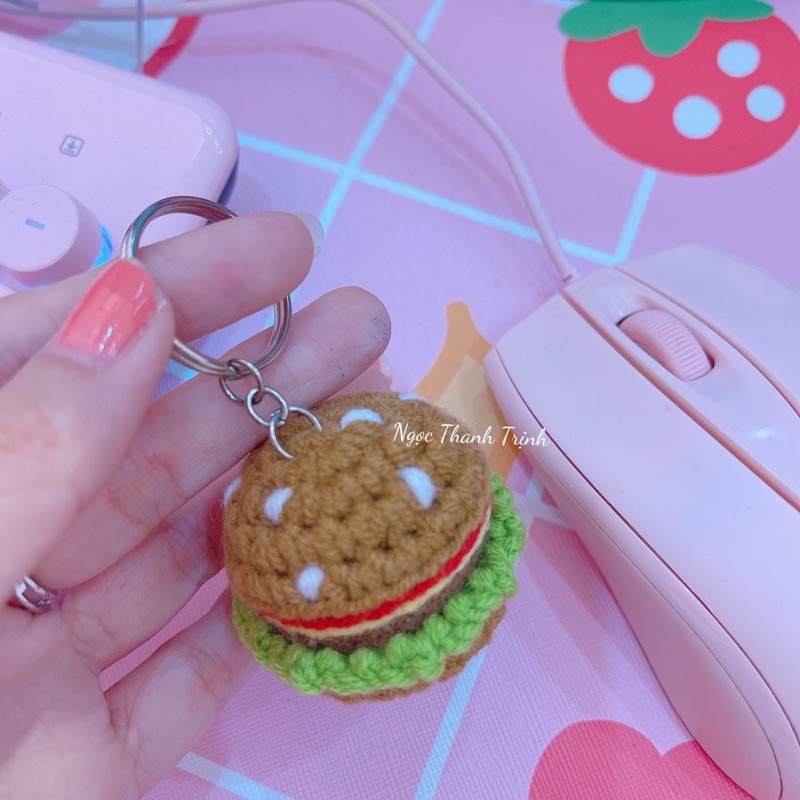Bánh Hamburger 🍔 bằng len, móc khoá len, quà tặng 🎁 handmade💕