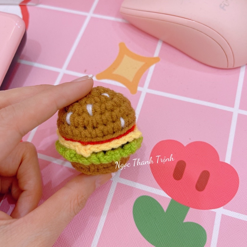 Bánh Hamburger 🍔 bằng len, móc khoá len, quà tặng 🎁 handmade💕