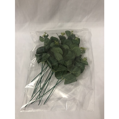 Lá Táo Nhánh Rời Dùng Để Trang Trí Cắm Hoa/Trang Trí Trái Cây/Giỏ Quà/Bịch/50 Gram