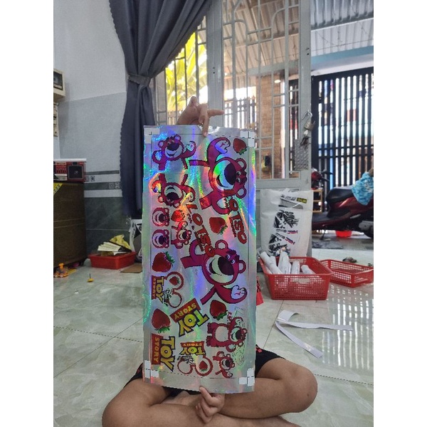 Combo sticker logo gấu dâu hồng dễ thương 7 màu 20x60cm trang trí xe máy