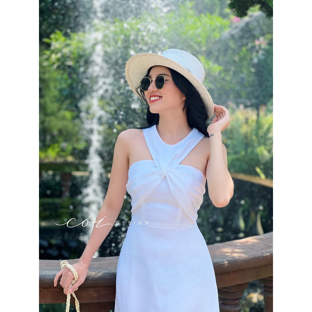 Đầm yếm xoắn ngực linen CÓI Design