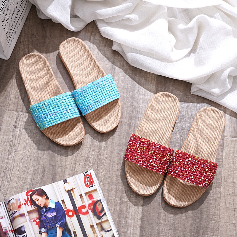 Dép Cói Quai Ngang Phối Tua Rua Màu Sắc