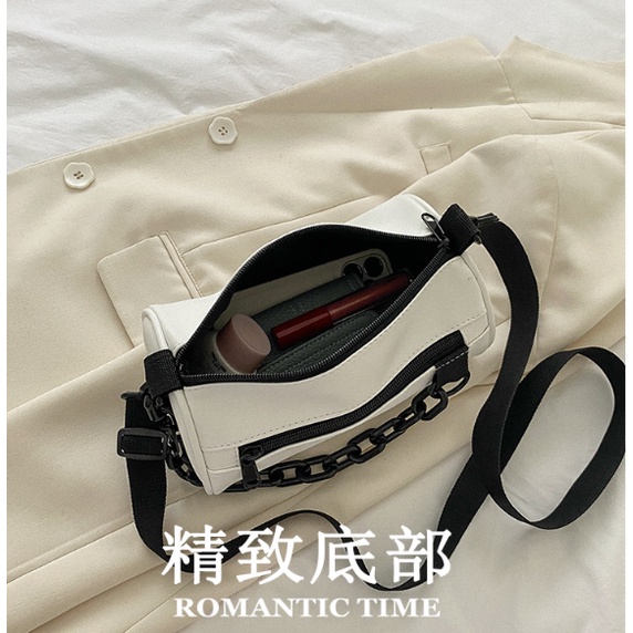 Túi đeo chéo trống kèm dây xích trendy mã 1677 hàng Quảng Châu có sẵn