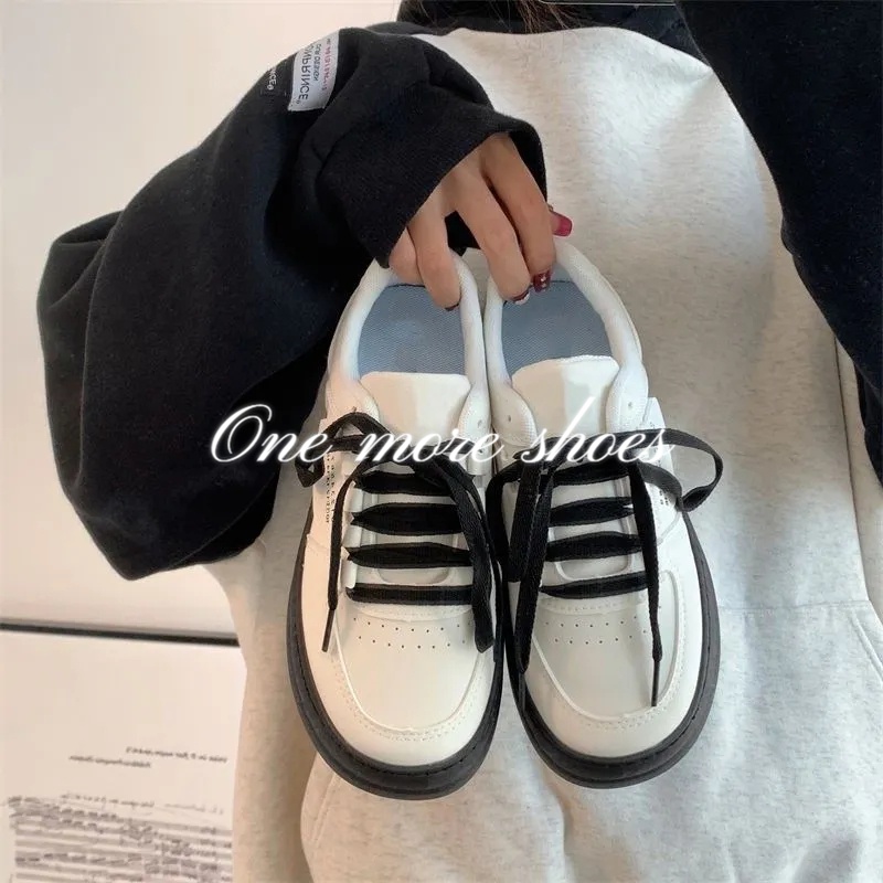 One more shoes⭐Giày Thể Thao Nữ Phong Cách Hàn Quốc Thời Trang Tất Cả Giày Nữ Miễn Phí Hình Dán Hoạt Hình