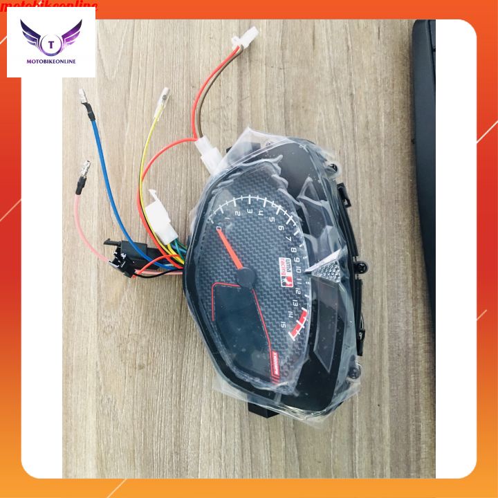 Đồng Hồ UMA, Đồng Hồ SIRIUS EX2010, mẫu mã sang trọng hàng loại 1 CAO CẤP 100%, lên đèn bao ngầu. Lắp đặt như Zin