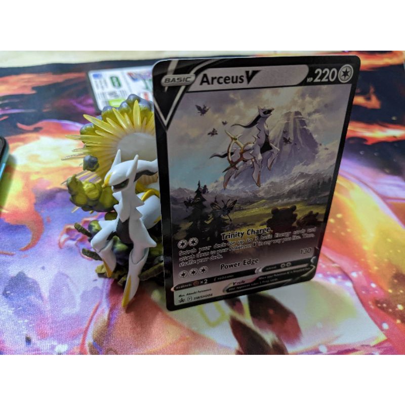 Mô hình và thẻ bài Pokemon chính hãng Arceus V alt art và mô hình chính hãng pokemon