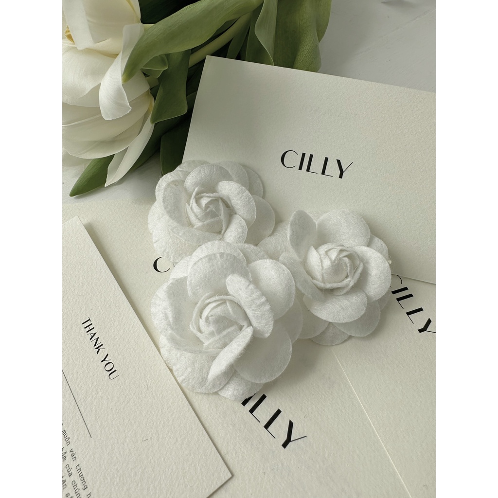 Phụ kiện cài áo hình hoa trà chất liệu dạ cao cấp thiết kế CILLY - PK01