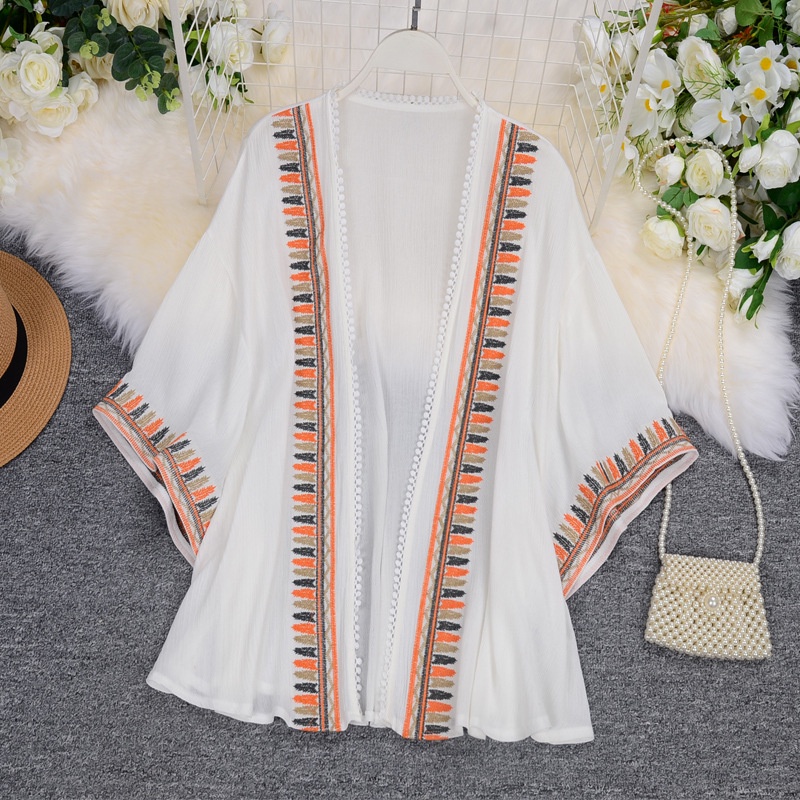 Áo khoác đi biển, khoác Kimono, hoạ tiết boho thêu viền