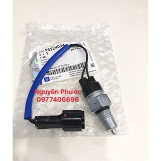 Công tắc báo đèn lùi/ báo xe deawoo matiz/ chevrolet spark - hàng xịn gm 95224024