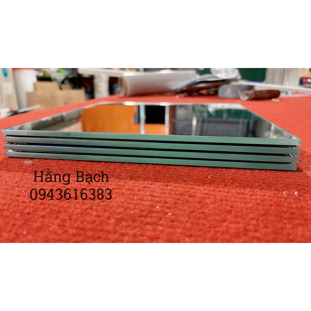 Gương dán tường soi toàn thân 𝐆𝐈𝐀́ 𝐗𝐔̛𝐎̛̉𝐍𝐆 Gương dán tủ giá trên là giá 1 tấm  25x25cm