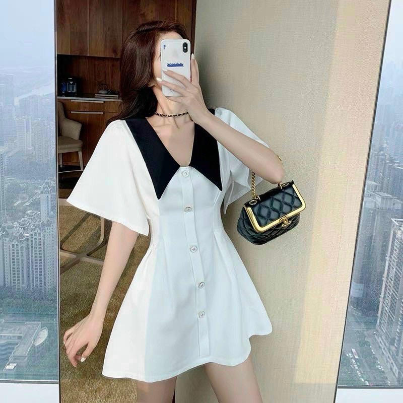 Váy cổ nhọn (free ship)